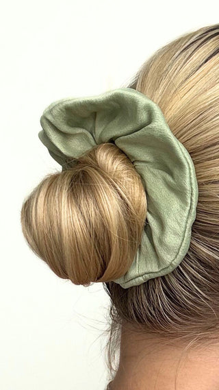 The sustainable scrunchie