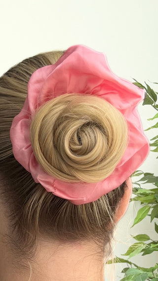 The sustainable scrunchie